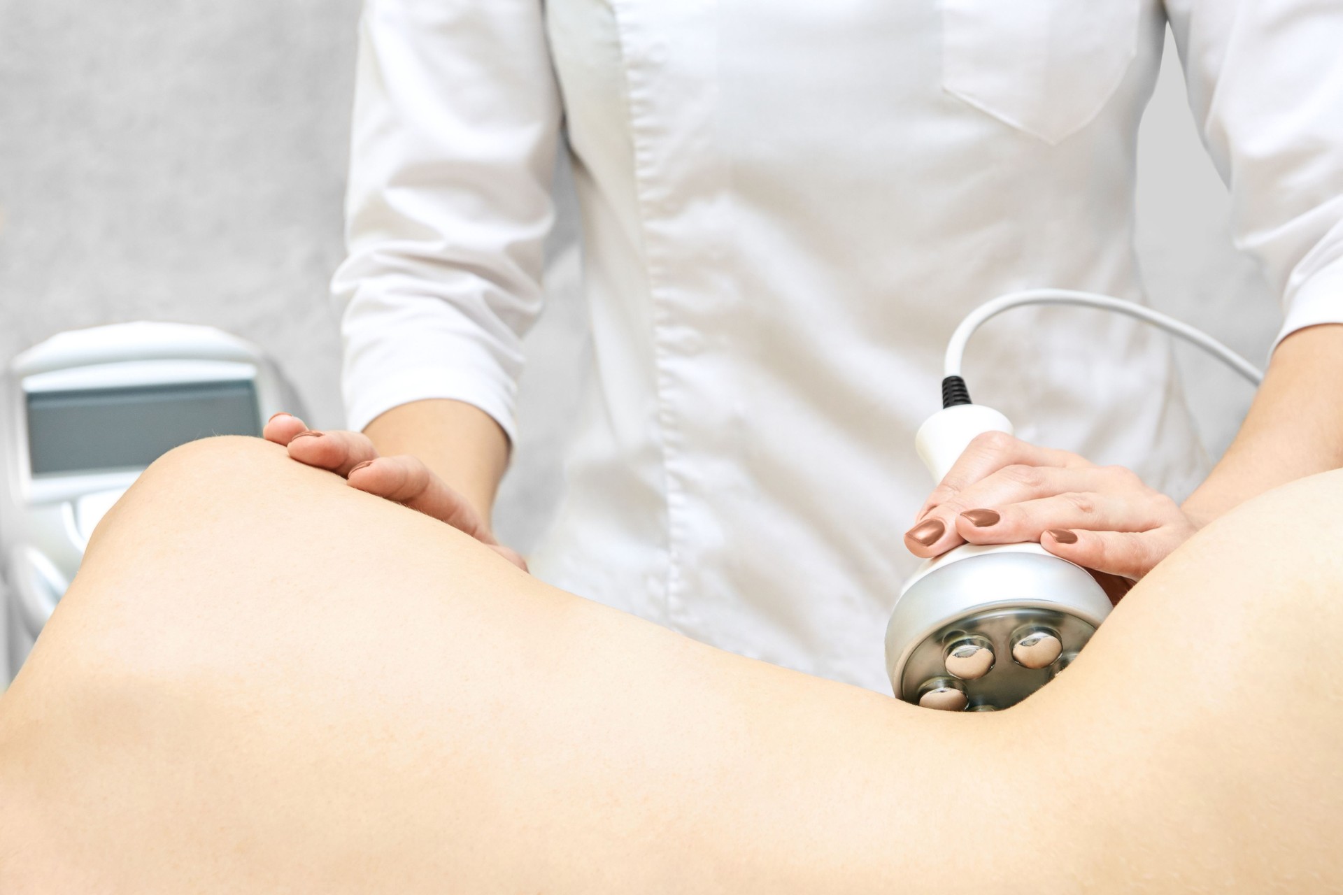 Professional ultrasonic cavitation body treatment for cellulite reduction